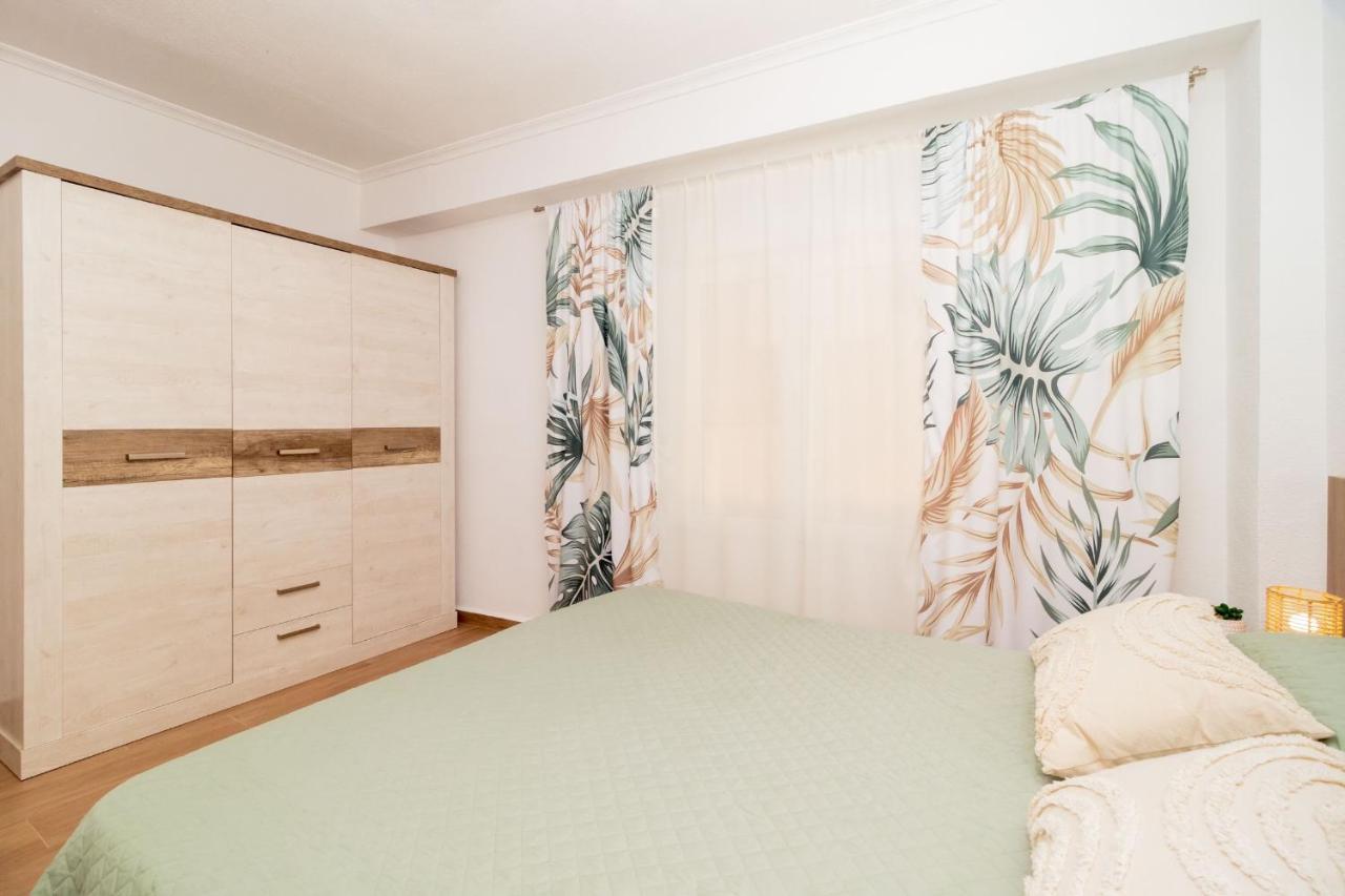 Apartamento Maximo Torrevieja Exterior foto