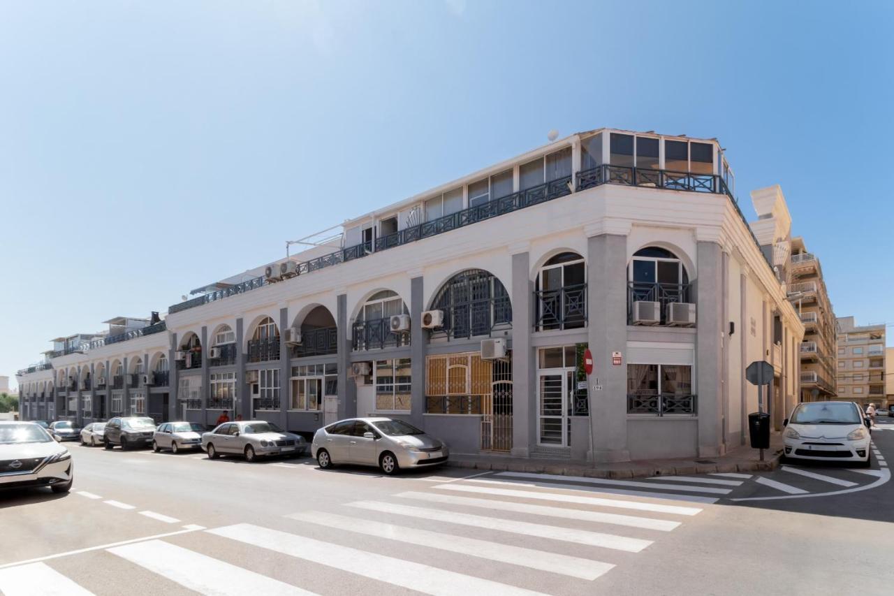 Apartamento Maximo Torrevieja Exterior foto
