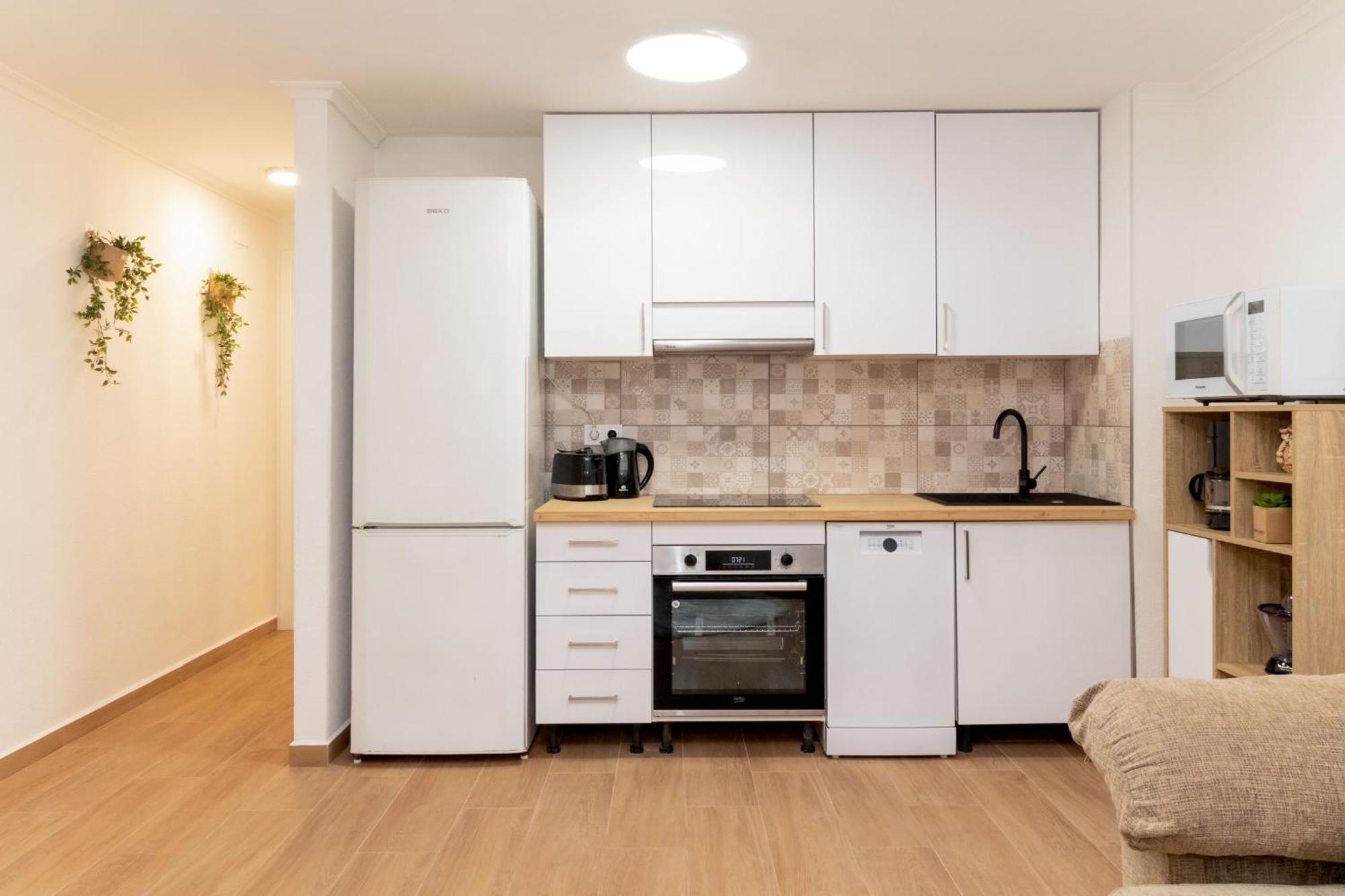 Apartamento Maximo Torrevieja Exterior foto